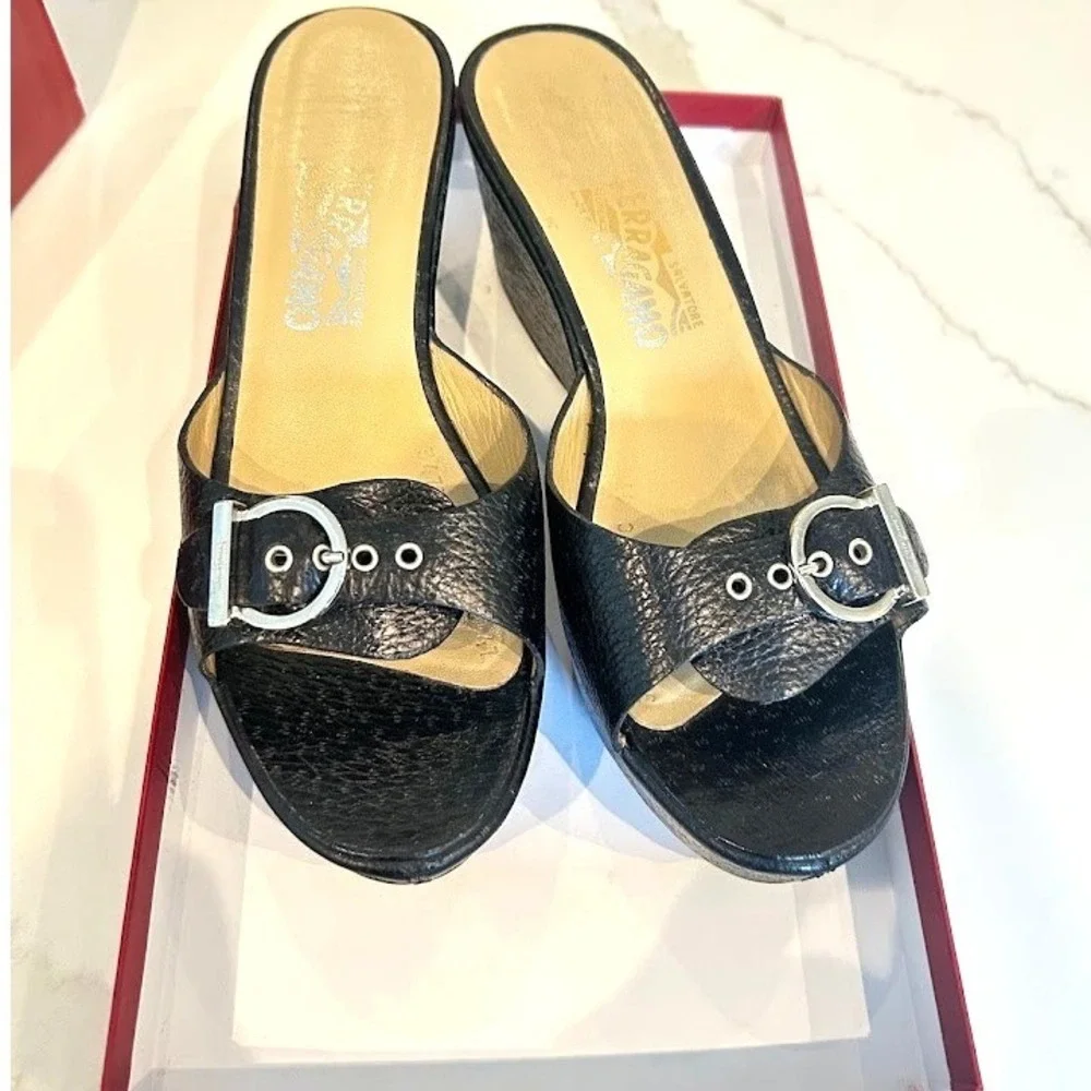 Salvatore Ferragamo Agostina Black Pebble Calf Leather Wedge Sandals 9B Italy